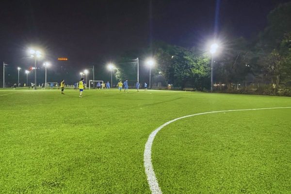 Sân bóng Môi Trường