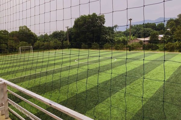 Sân bóng Trịnh Công Sơn
