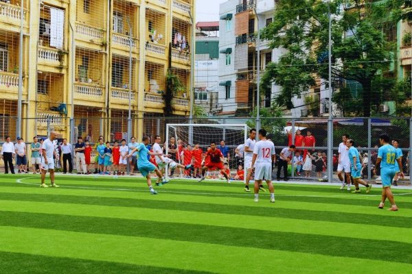 Sân bóng Trường Kinh tế Quốc dân