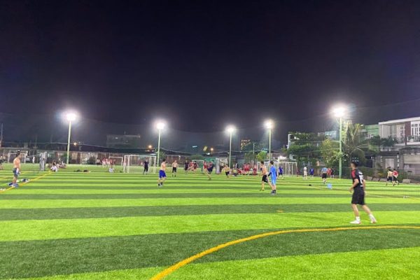 Sân bóng đá Cá Sấu Hoa Cà (Hiệp Bình Chánh)