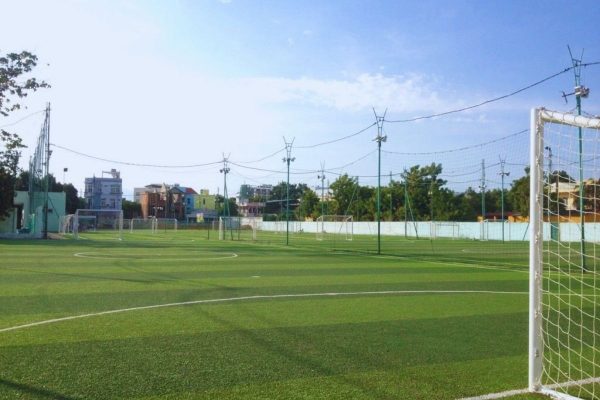 Sân bóng đá Thạch Đà