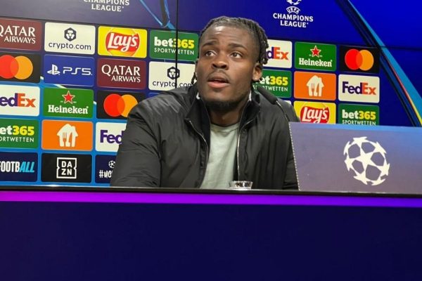 Bisseck tự tin tuyên bố không e ngại trước Borussia Dortmund