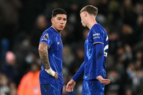 Chelsea có lối chơi giàu năng lượng và không ngại va chạm