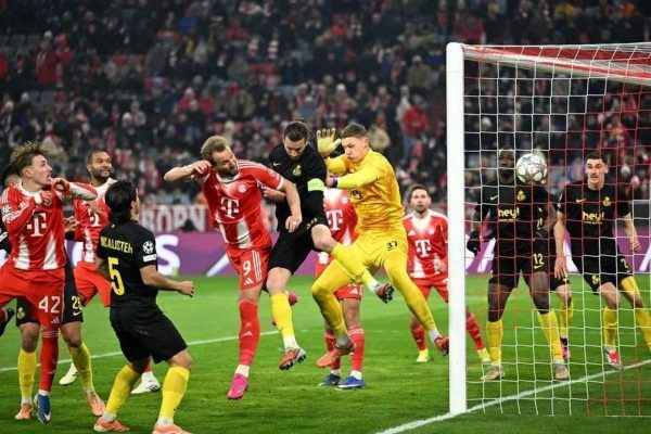 Harry Kane lập cú đúp chỉ sau vài phút