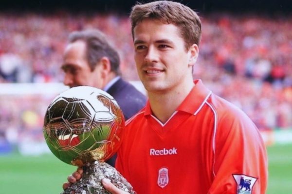 Michael Owen đã chia sẻ những điều Harry Kane cần làm để giành được Quả bóng vàng