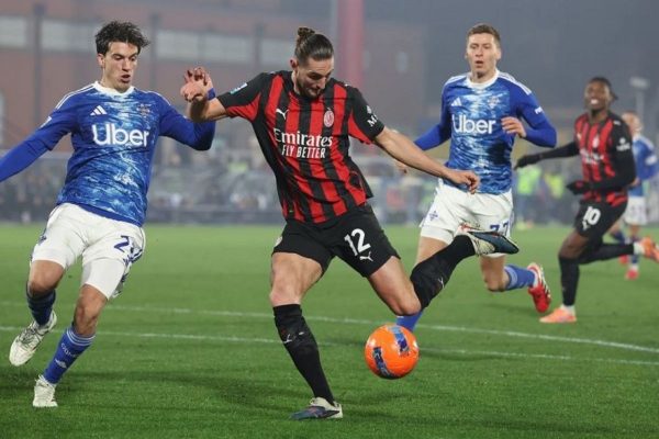 Rabiot mang về quả phạt đền cho AC Milan