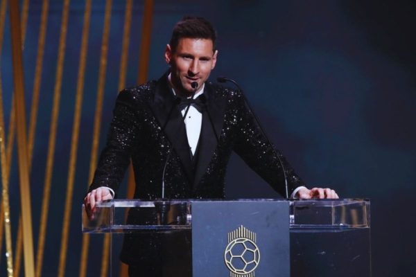 Sau khi giải nghệ Messi mong muốn làm ông chủ hơn là HLV