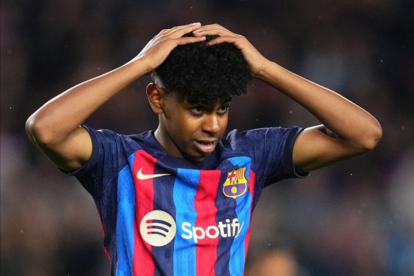 Thần đồng 15 tuổi - Lamine Yamal Gây sốt Barca