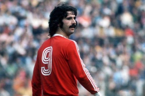 Cầu thủ Gerd Müller của Bayern Munich