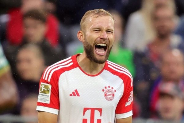 Laimer muốn Bayern tăng lương gấp đôi