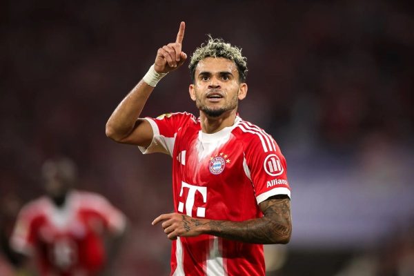Luis Díaz lập hat-trick đánh dấu 100 bàn thắng trong sự nghiệp