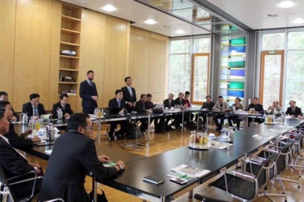 Sau thất bại tại EURO năm 2000 bóng đá Đức đã quyết định xây dựng từ đào tạo trẻ