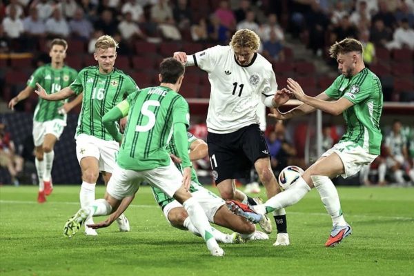 Ưu điểm và hạn chế của sơ đồ 4-2-3-1