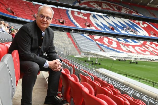 Allianz Arena sở hữu tài sản lên tới hàng trăm triệu USD