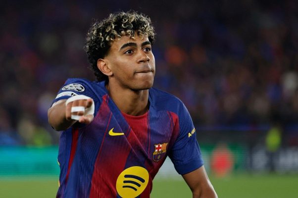 Barcelona áp đảo Newcastle nhưng hàng thủ vẫn là vấn đề