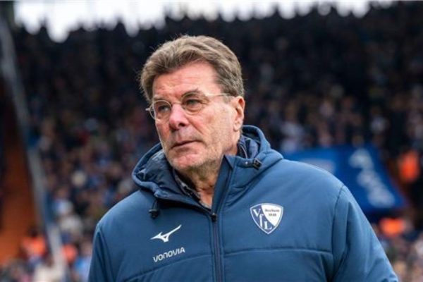 Dieter Hecking trở lại giúp Wolfsburg
