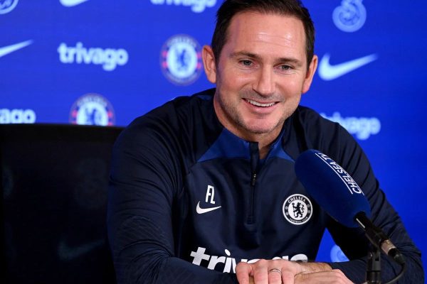 Lampard đang gây ấn tượng mạnh trong vai trò HLV Coventry City