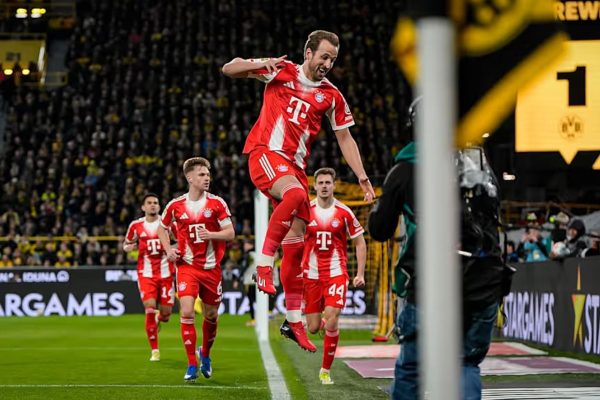 Harry Kane san bằng kỷ lục Bundesliga về số bàn thắng phạt đền