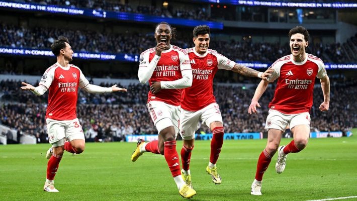 Cuộc Đua Top 4 Premier League Căng Thẳng Chưa Từng Có
