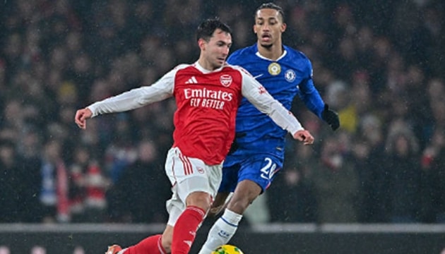 Arsenal trước giai đoạn quyết định: Bản lĩnh hay hụt hơi?