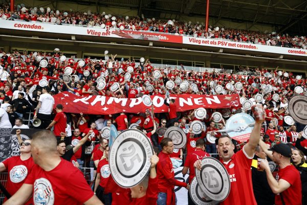 PSV không chỉ vô địch, họ vô địch theo kiểu của một đội đang nắm quyền kiểm soát tuyệt đối