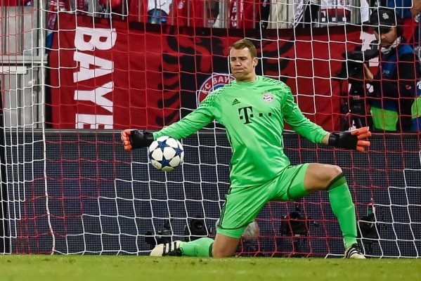 Neuer - Bức tường tại Bernabeu